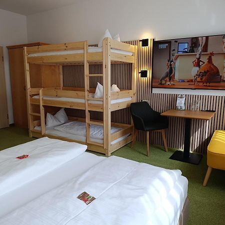 Familienhotel nahe der Therme Erding Exterior foto