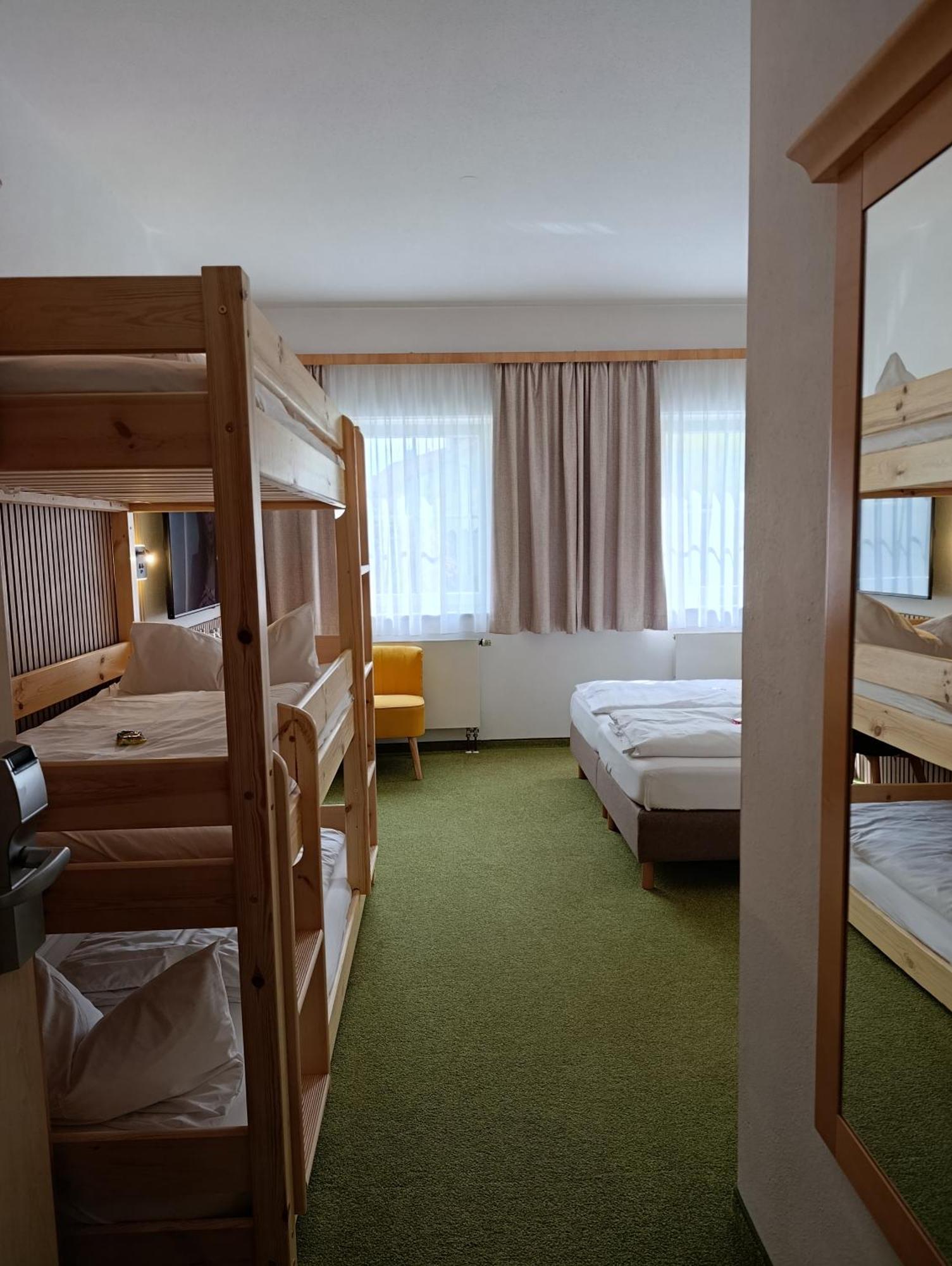 Familienhotel nahe der Therme Erding Exterior foto
