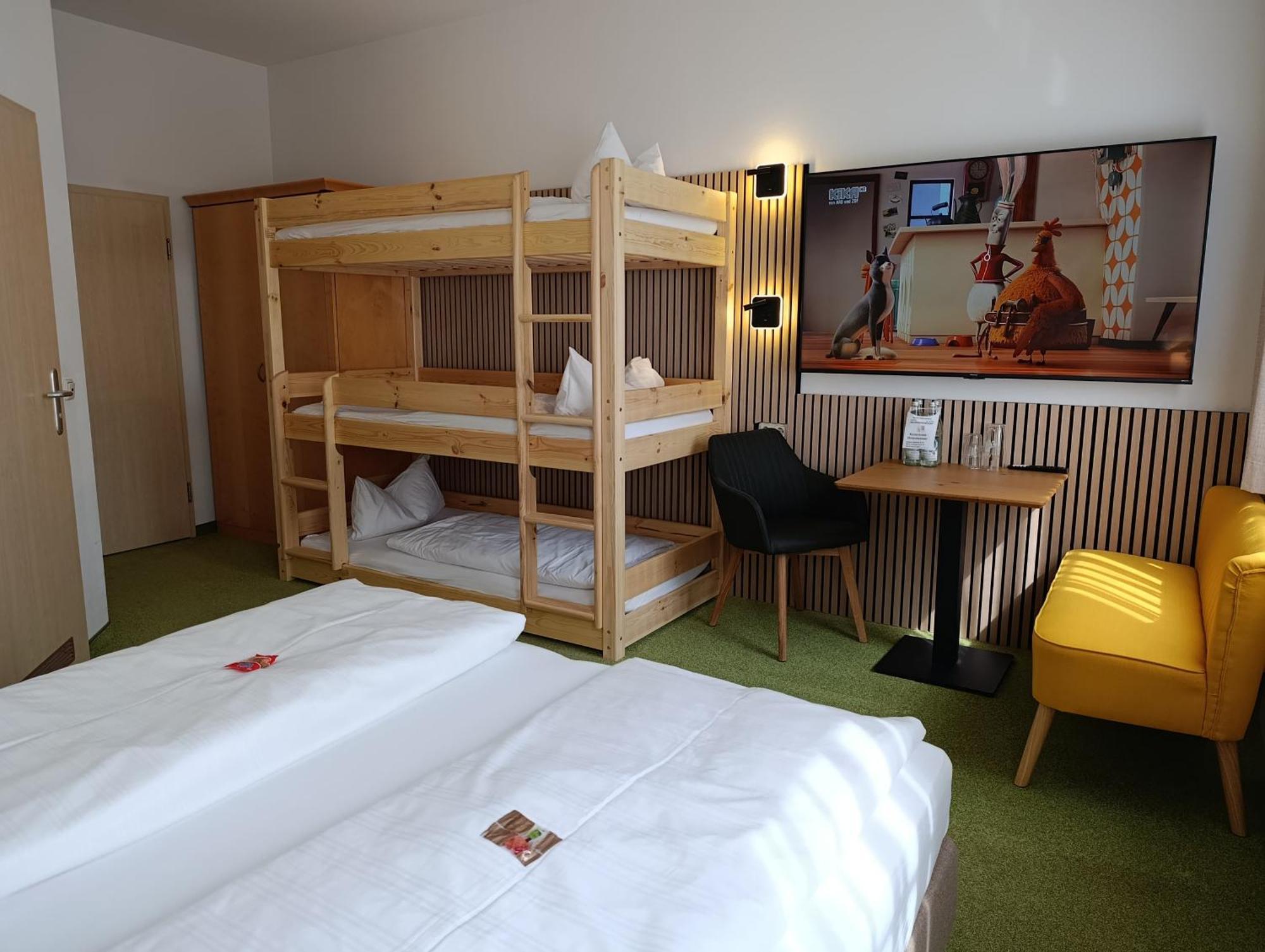Familienhotel nahe der Therme Erding Exterior foto